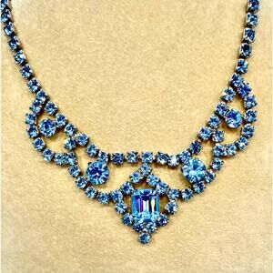 Vintage Light Blue Rhinestone Statement Necklace Emerald Cut Center Glam Evening